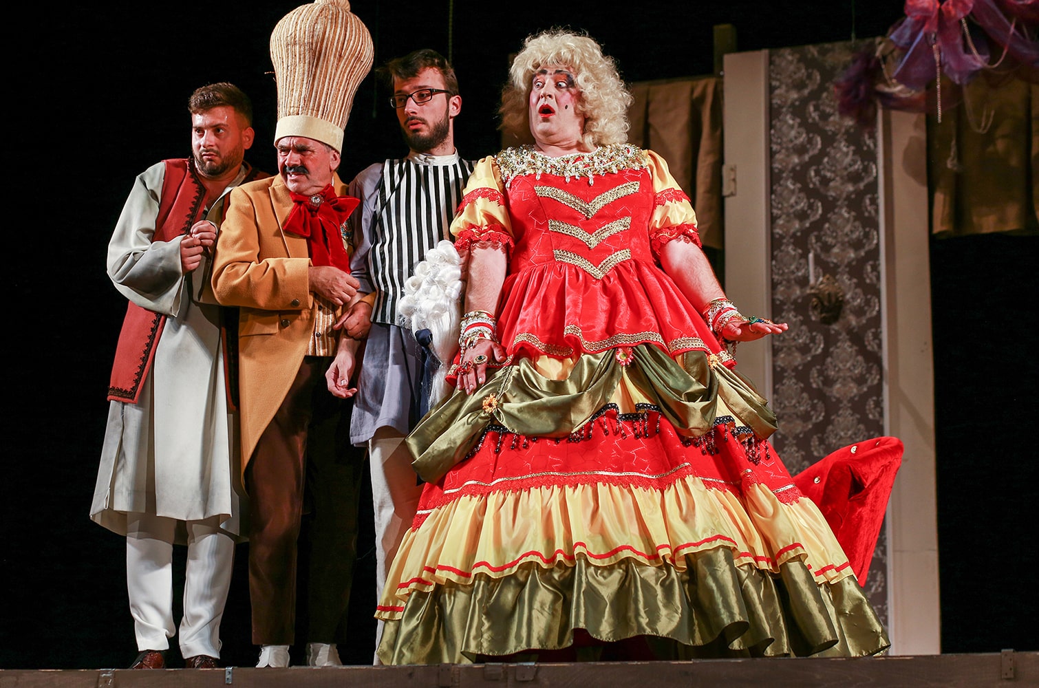 nou-comedie-muzicala-min